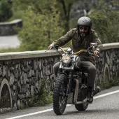 Helma na motocykl Caberg Freeride Rusty