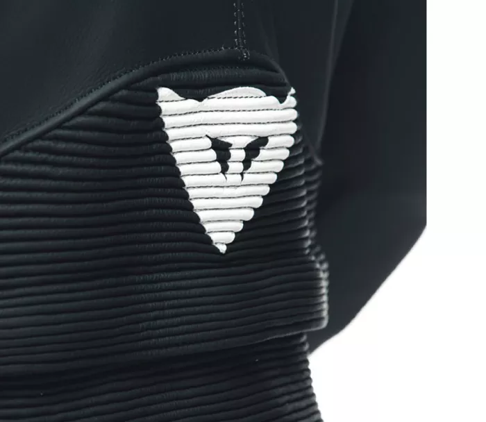 Dvoudílná kombinéza na moto Dainese AVRO 4 BLACK-MATT/BLACK-MATT/WHITE