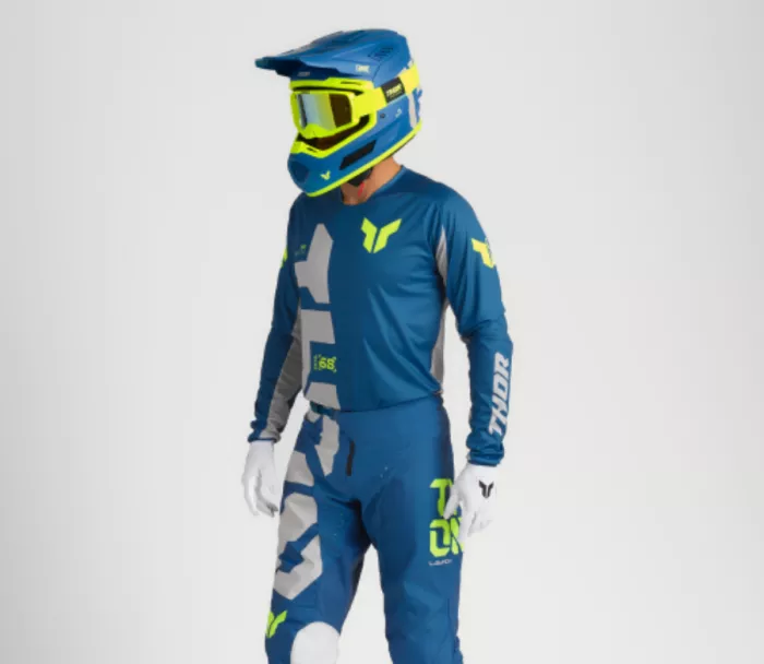 Thor 0110 - 8900 Fleet Forge helma blue vel.M