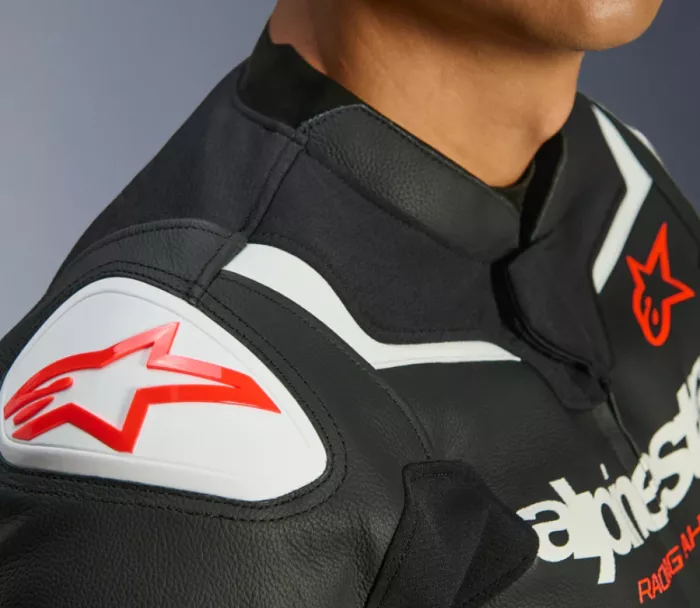 Alpinestars GP Force V2 black/white vel. 50 Alpinestars GP Force V2 black/white vel. 50