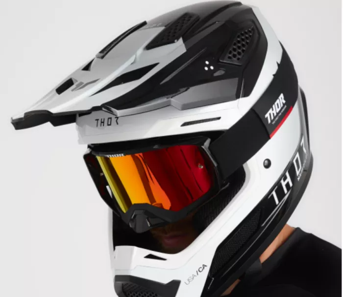 Thor 0111 - 1686 Youth Fleet Storm helma black/white vel.S